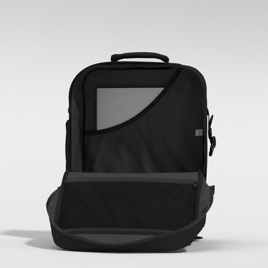 cabinzero 黒 バックパック44L 美品 Classic Backpack - 44L Absolute Black | CABINZERO