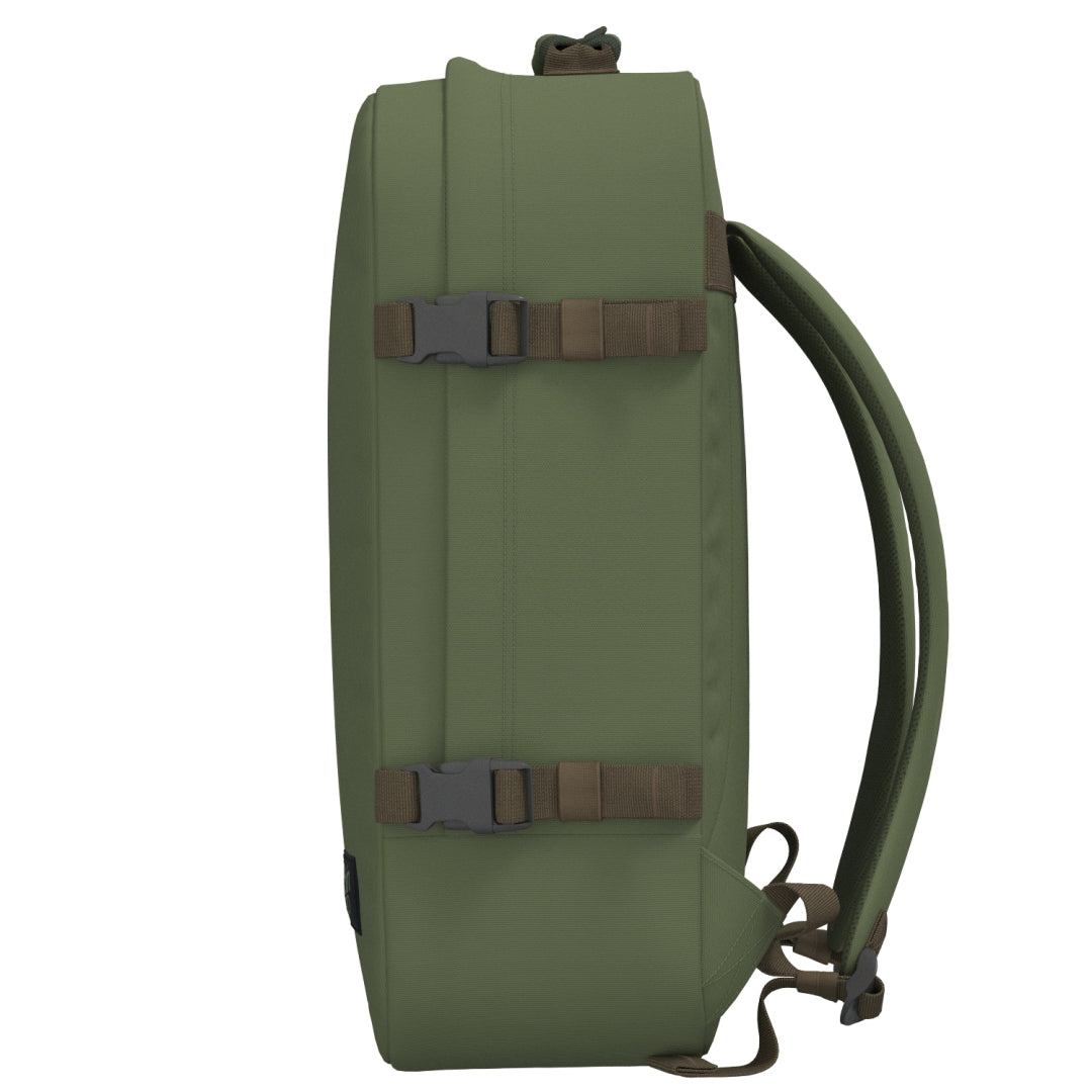 Classic Cabin Backpack 44L Georgian Khaki