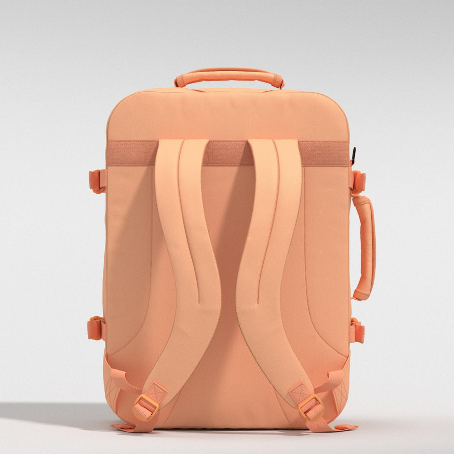 Classic Cabin Backpack 44L