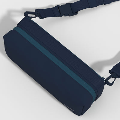 Tech Pouch - 2.5L - Blue Shimmer