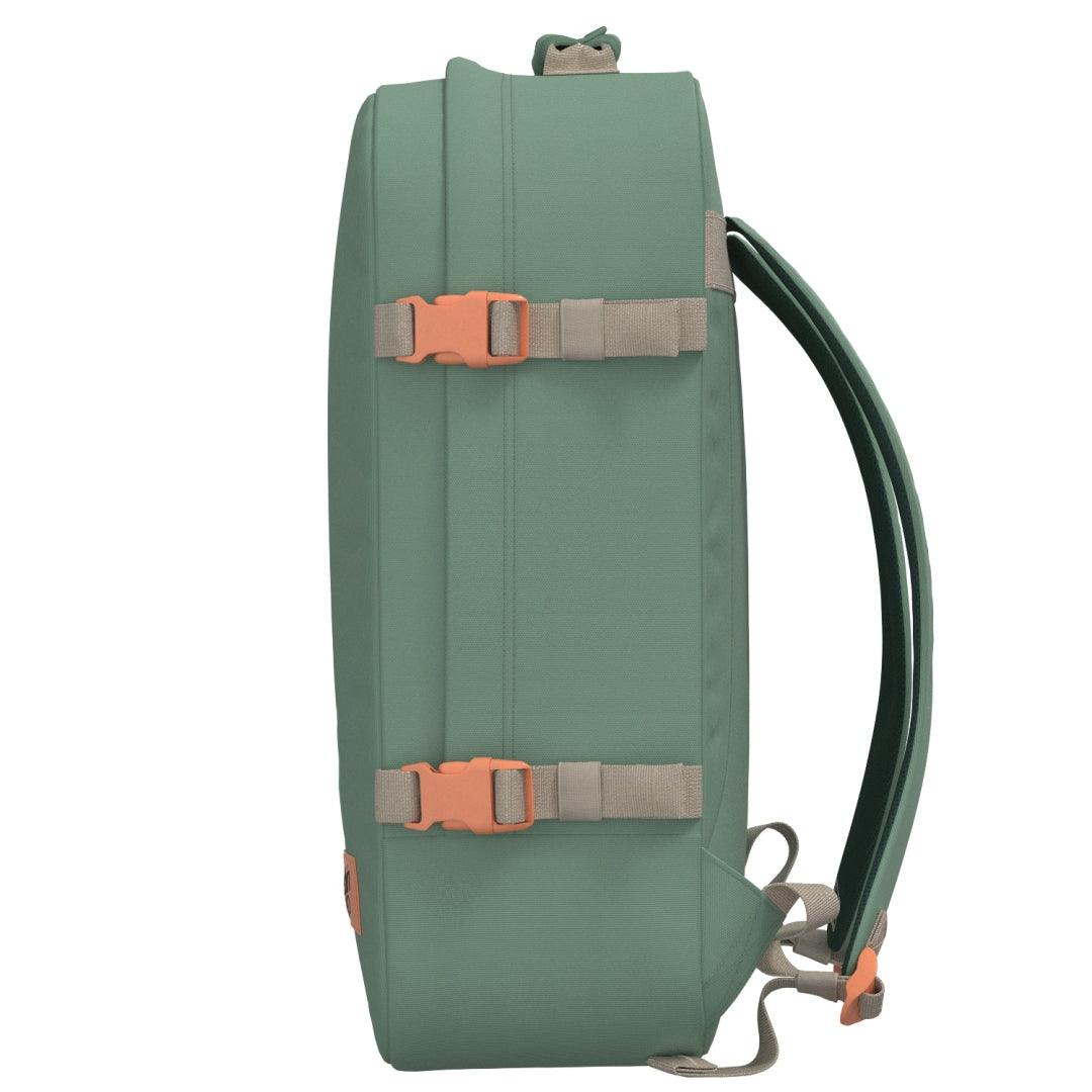 Classic 44L Cabin Backpack Sage Forest